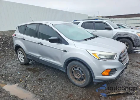 2017 Ford Escape S z USA, uszkodzony, nr VIN 1FMCU0F74HUB49758